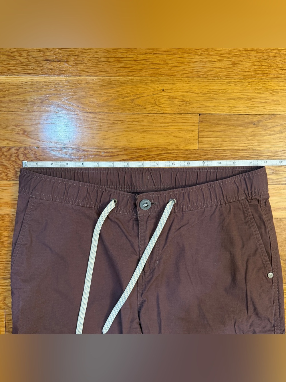 Vuori Women's Ripstop Pant in Chestnut (Purple Brown) - Size Medium - Picture 3 of 7